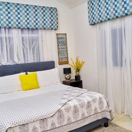 Caribbean Estates, 10 Mins From The Beach, Beautiful Gated Community Портмор Екстериор снимка