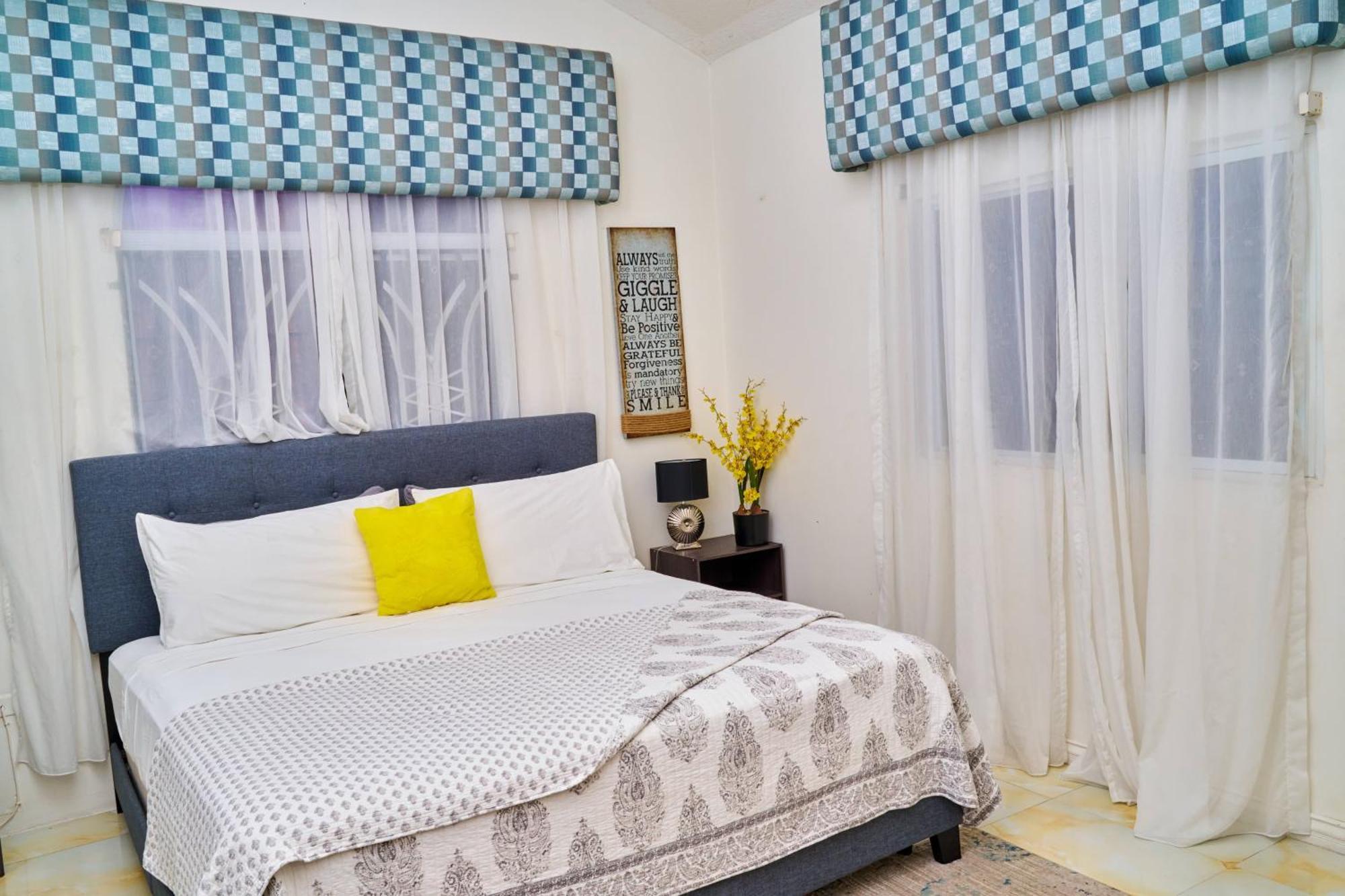 Caribbean Estates, 10 Mins From The Beach, Beautiful Gated Community Портмор Екстериор снимка